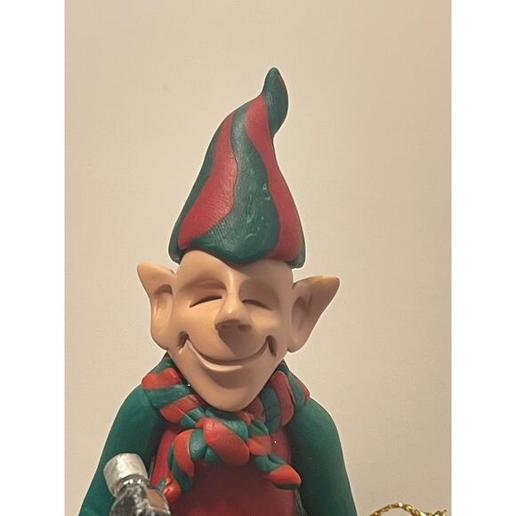 D Manning Limited Addition Elf Shelf Sitter - Picture 4 of 8